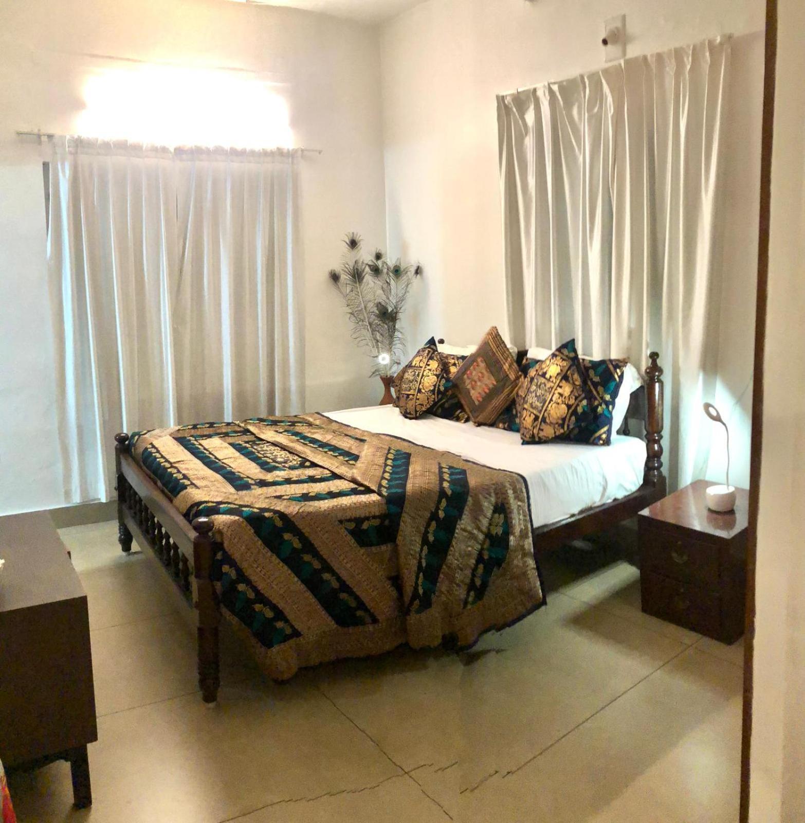Mother Tree Inn Kochi المظهر الخارجي الصورة