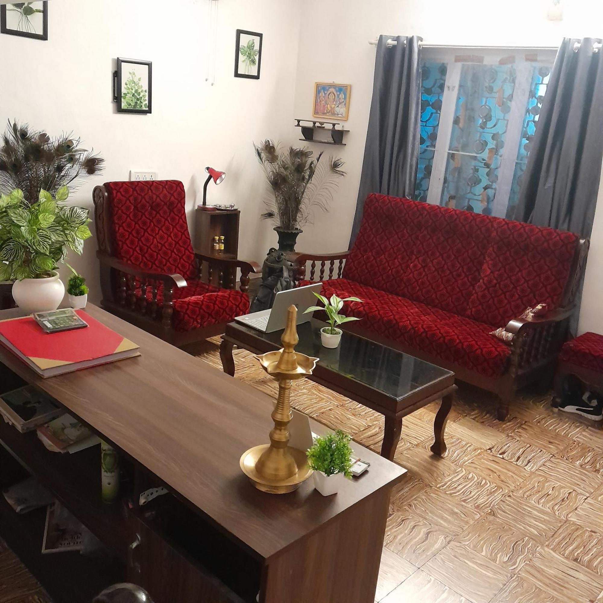 Mother Tree Inn Kochi المظهر الخارجي الصورة